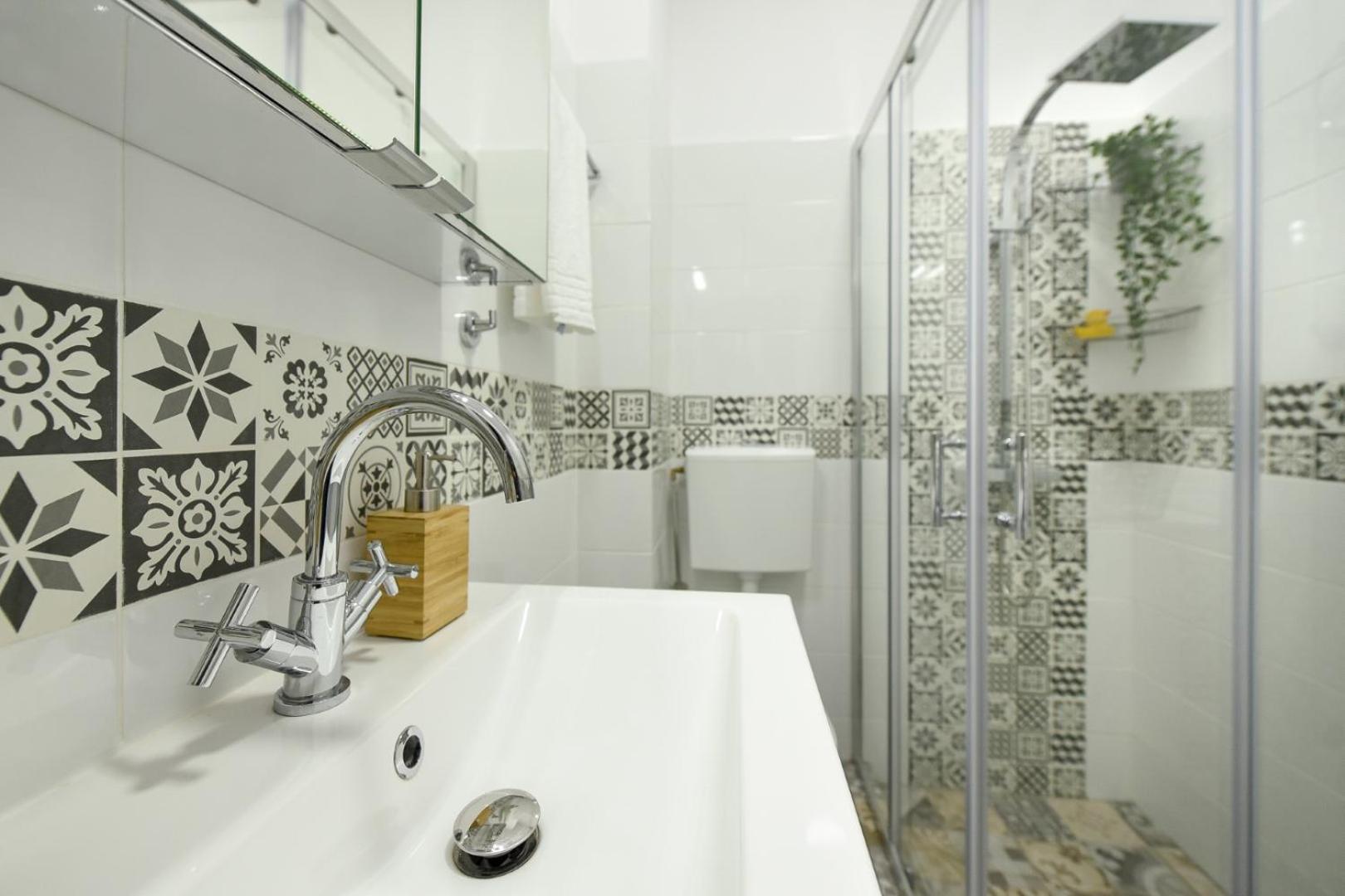 City Center Getaway - Cozy Accommodation For Your Perfect Stay Boekarest Kamer foto