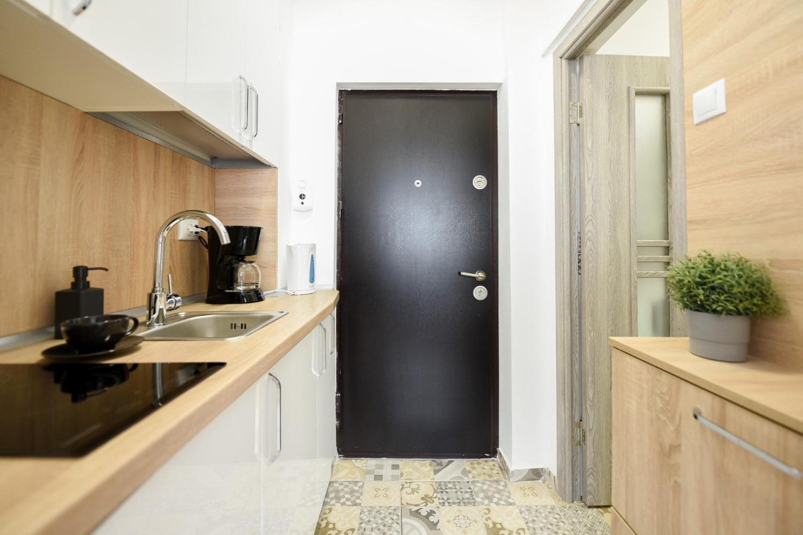 City Center Getaway - Cozy Accommodation For Your Perfect Stay Boekarest Kamer foto