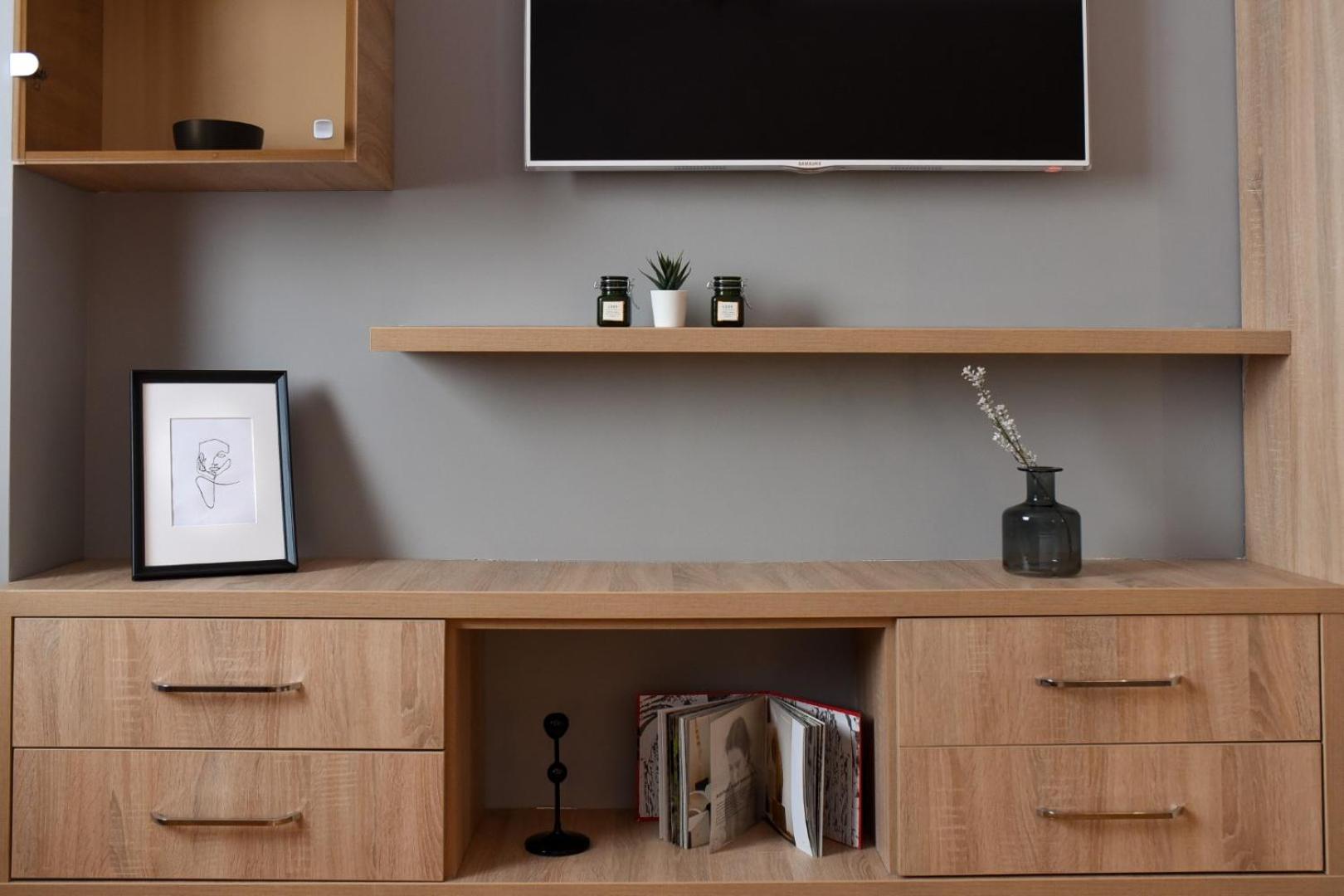 City Center Getaway - Cozy Accommodation For Your Perfect Stay Boekarest Buitenkant foto