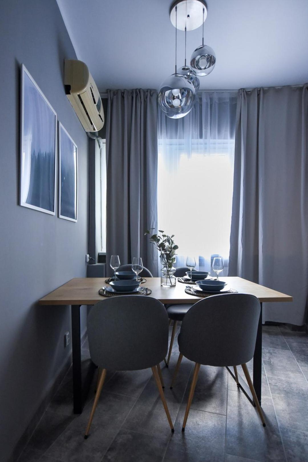 City Center Getaway - Cozy Accommodation For Your Perfect Stay Boekarest Buitenkant foto