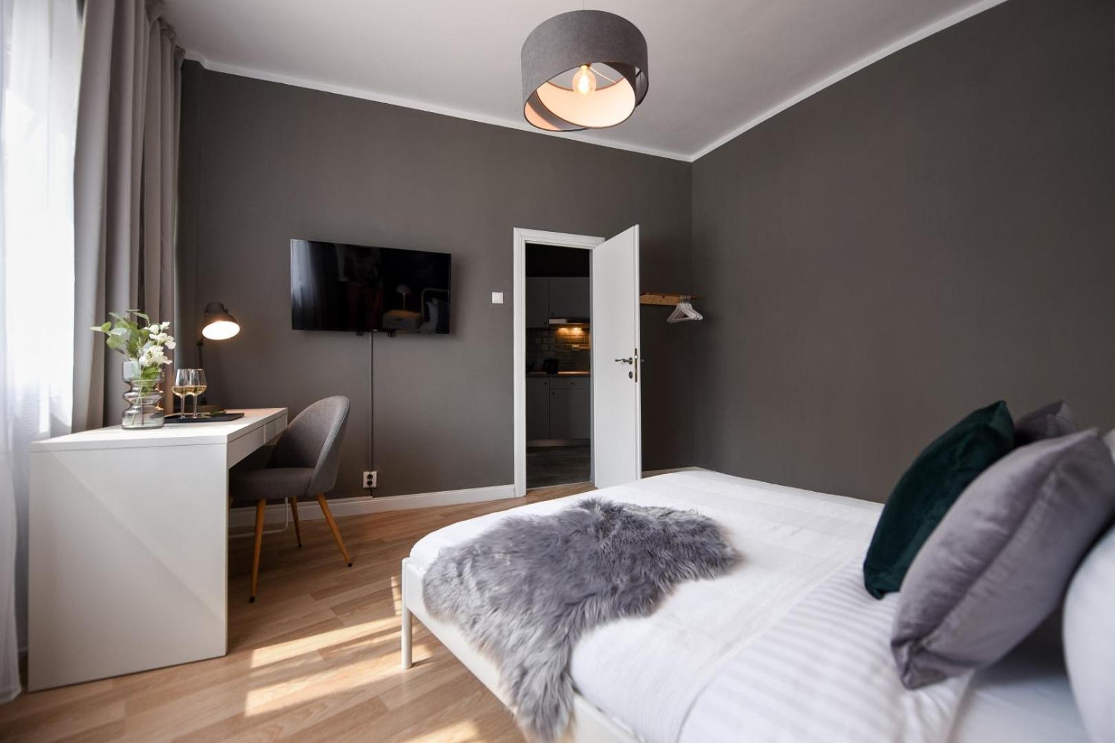 City Center Getaway - Cozy Accommodation For Your Perfect Stay Boekarest Kamer foto